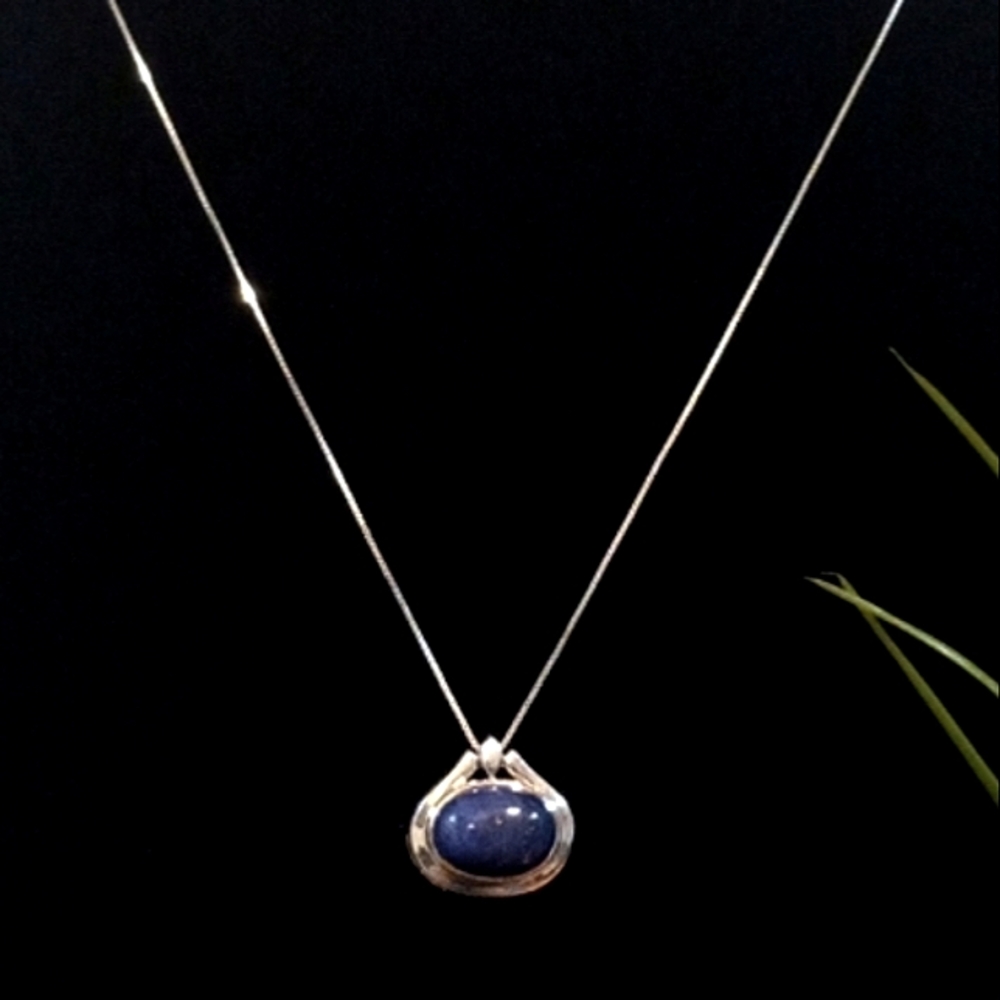 925 Lapis pendant on chain